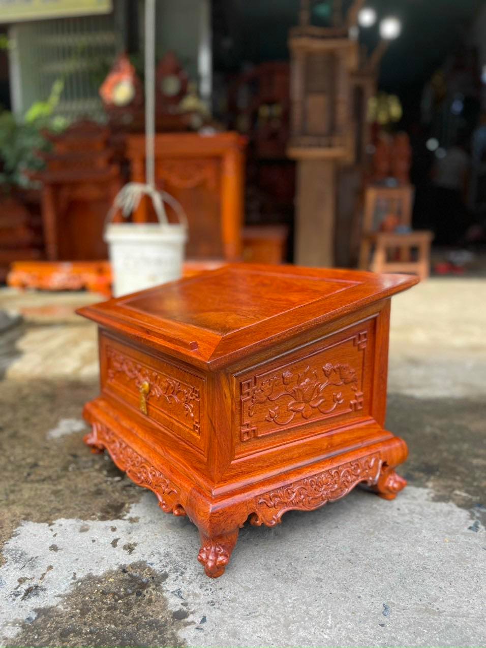 Bàn đọc kinh Phật gỗ hương đá cao cấp