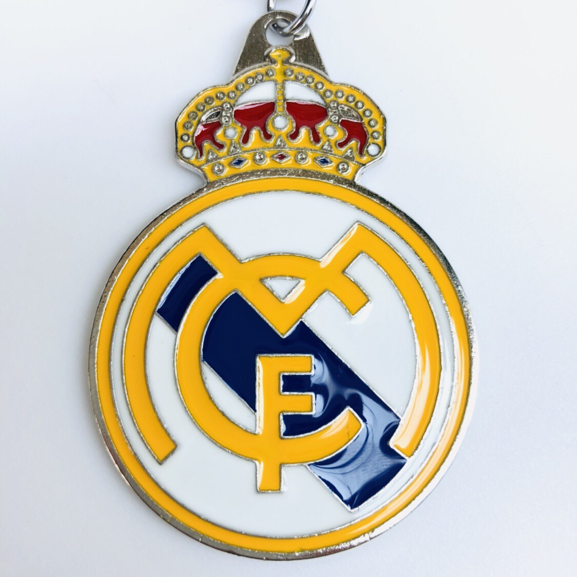 Móc Khóa Câu Lạc Bộ Real Madrid Hili HL200128