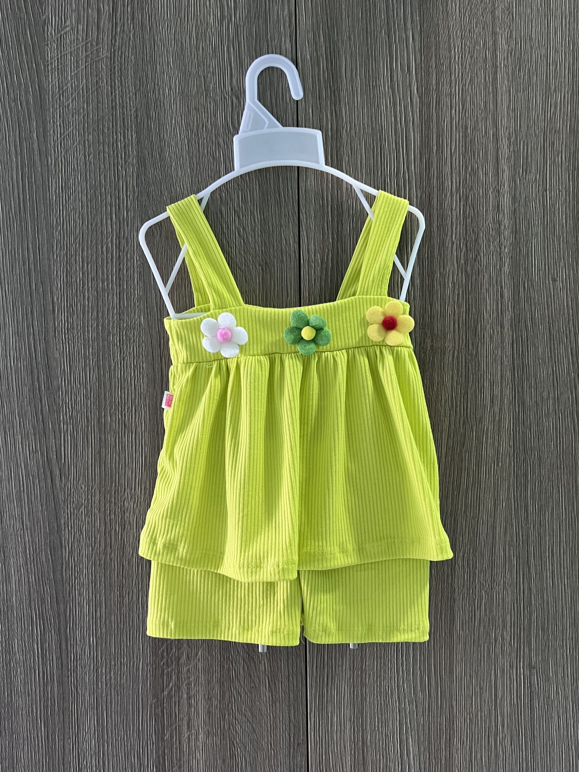 Đồ bộ bé gái quần short, áo dây vải cotton 4D, thun co dãn.