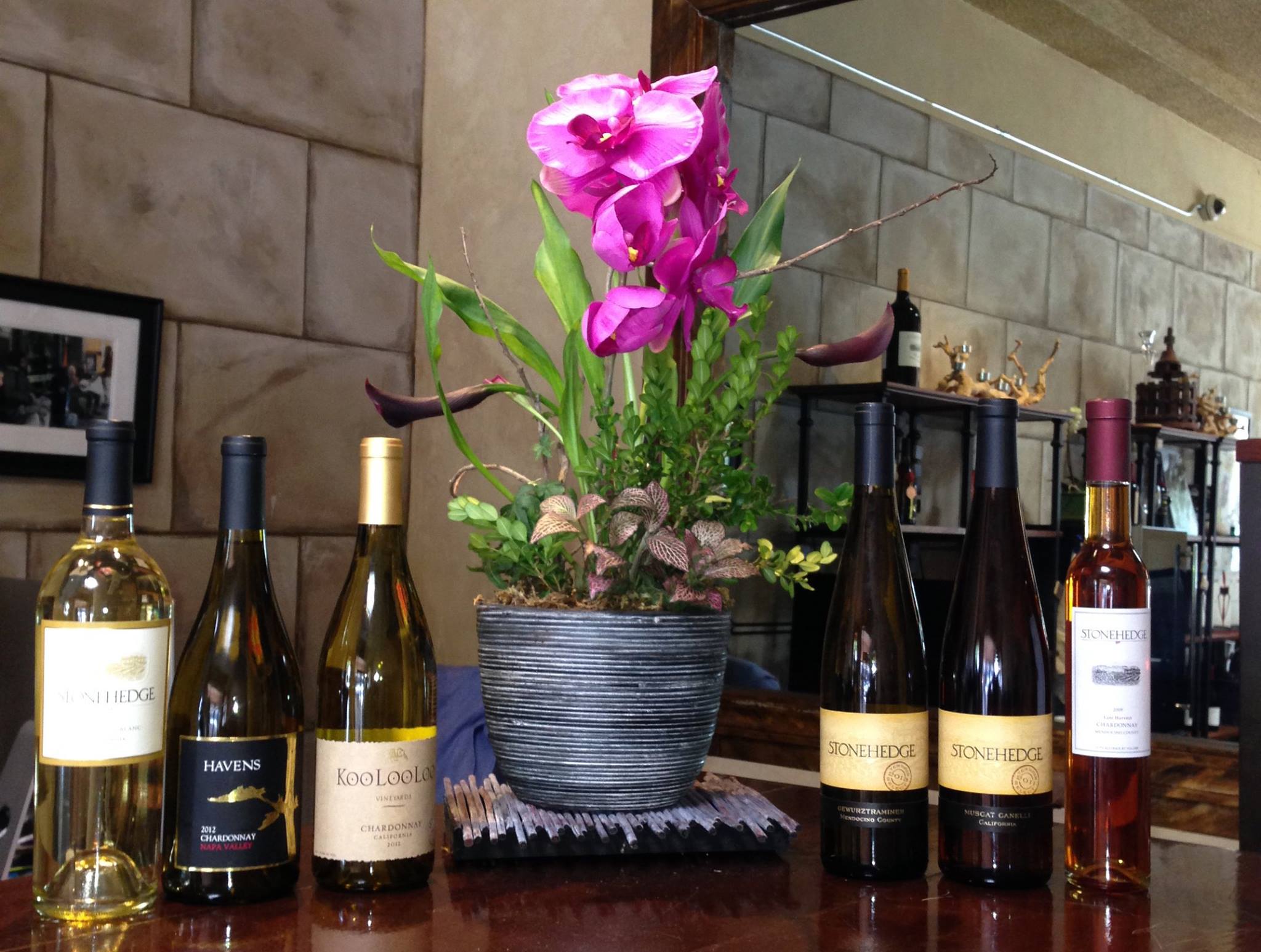 Rượu vang Stonehedge Grand Reserve Merlot Napa Valley (USA)  kèm túi hộp,đồ khui
