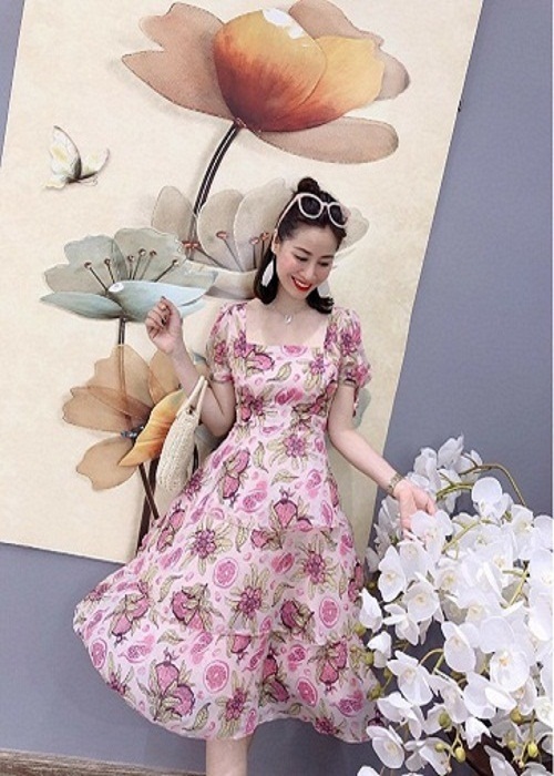 Đầm thời trang nữ xếp tầng cổ vuông
