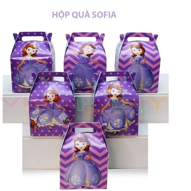 HỘP QUÀ SINH NHẬT CHO BÉ