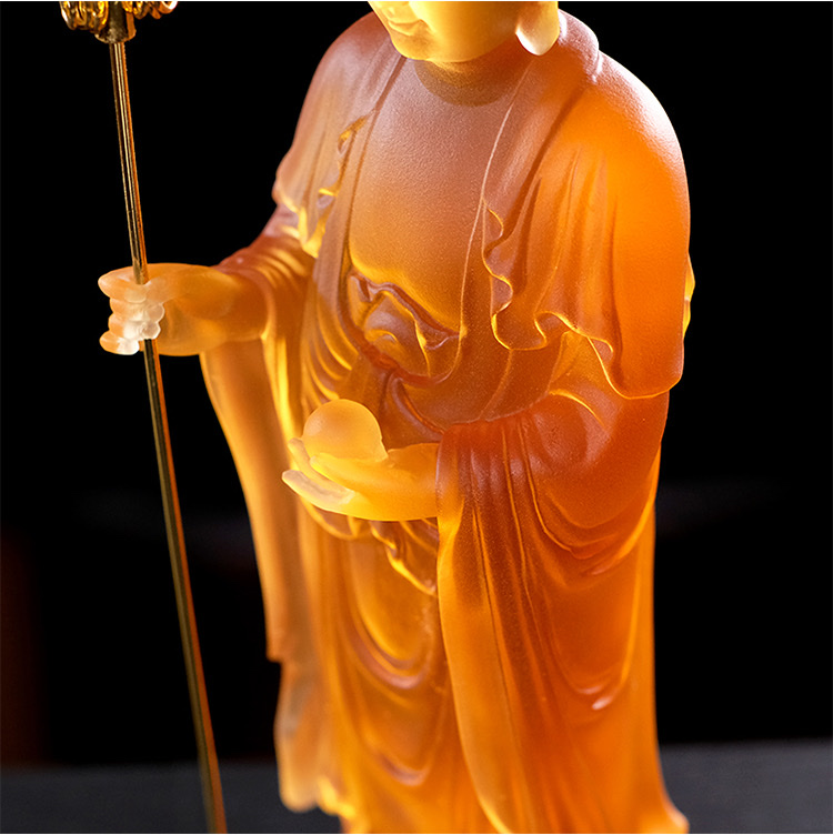 Tôn tượng Địa Tạng Bồ Tát bằng đá liuli