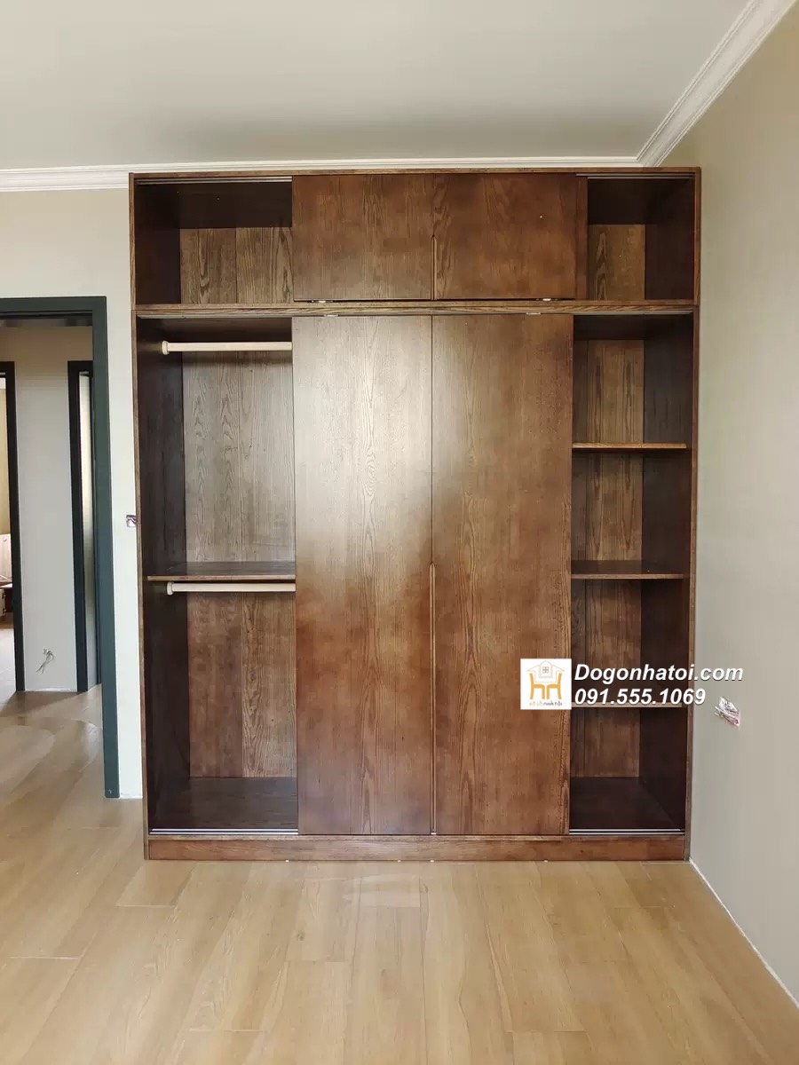 Tủ quần áo của lùa 3 cánh gỗ sồi màu óc chó 2m x 2m - TA230