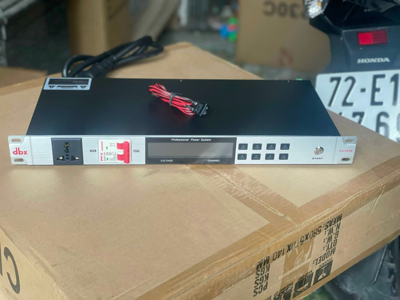 Quản lý nguồn DBX SV1039 có lọc nguồn - Hàng chính hãng