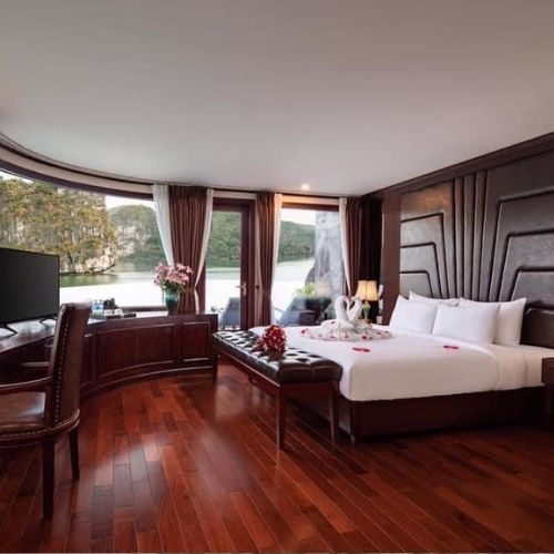 Voucher 2N1Đ Ngủ Đêm Trên Du Thuyền 5 Sao Dora Cruises Sang Trọng