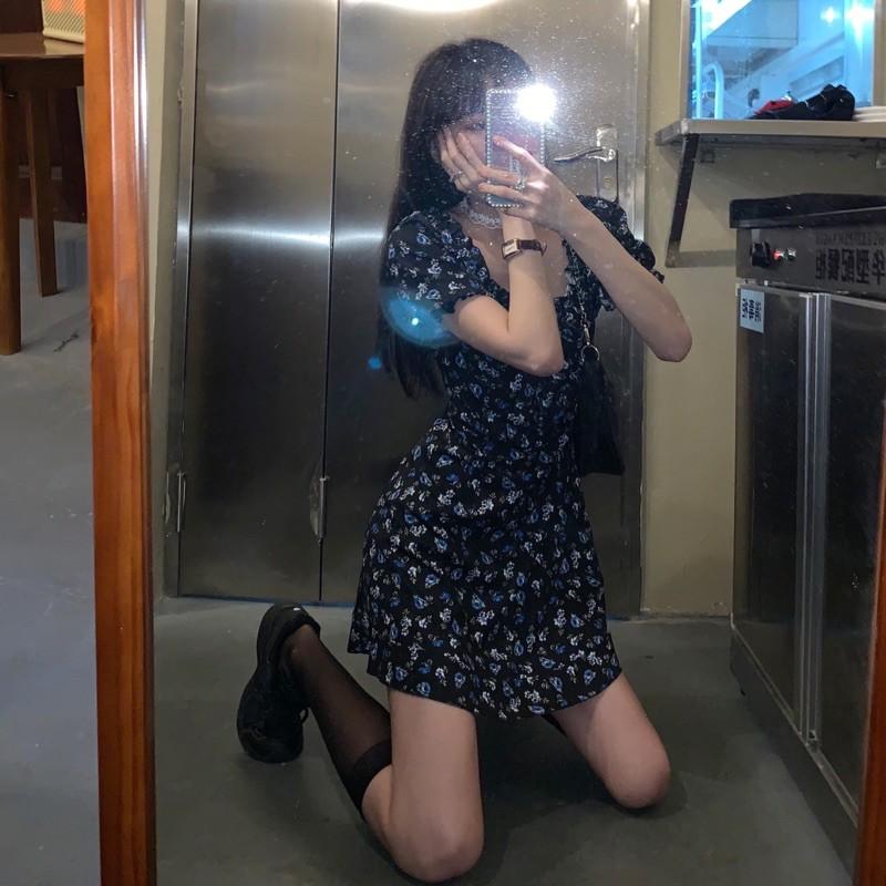 Đầm tay bồng hoa hồng đen cá tính summer 2021