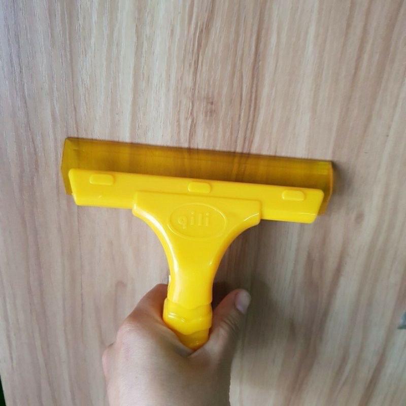Gạt kính , gạt nước dán đề can siêu bền