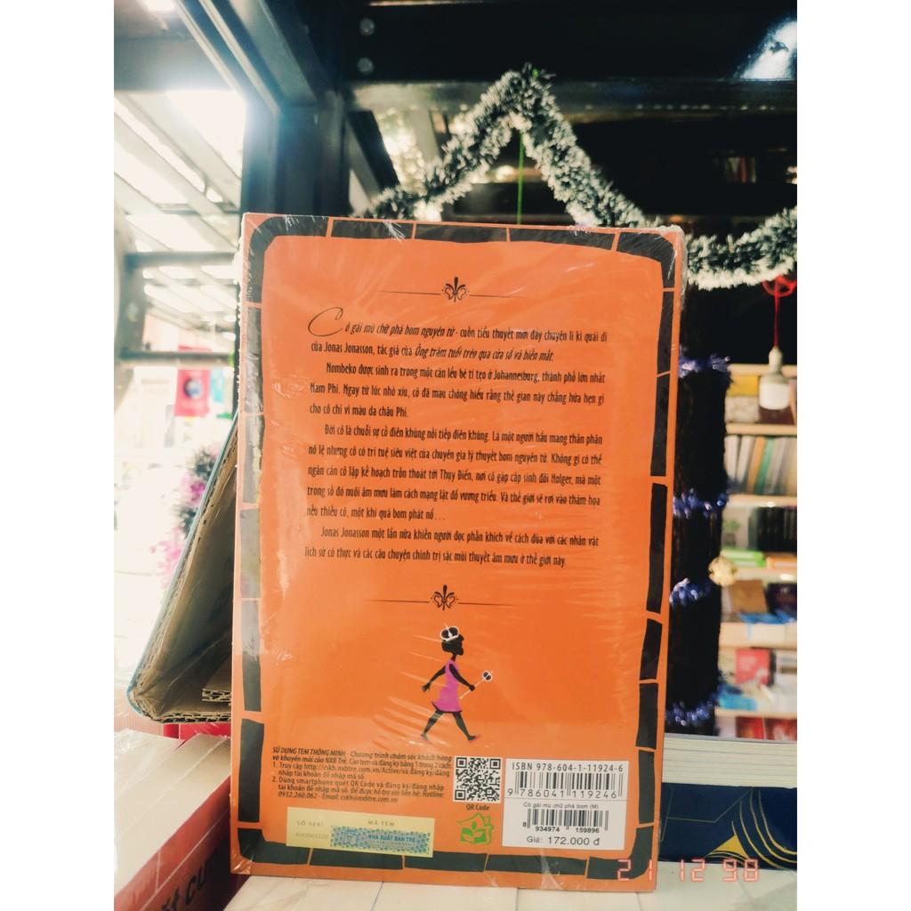 Cô Gái Mù Chữ Phá Bom Nguyên Tử - Bản Quyền