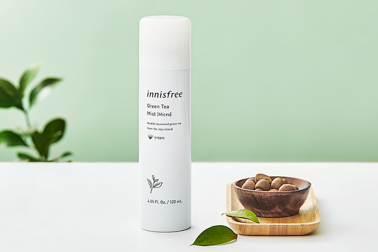 Xịt khoáng dưỡng ẩm phun sương siêu mịn từ trà xanh đảo Jeju Innisfree Green Tea Mist Micro 120ml - NEW