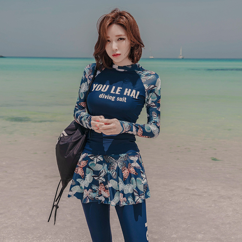 Đồ bơi nữ, set 3 món tay dài quần dài, chất vải mềm mại kiểu dáng trẻ trung, hiện đại có size từ 40kg đến 60kg
