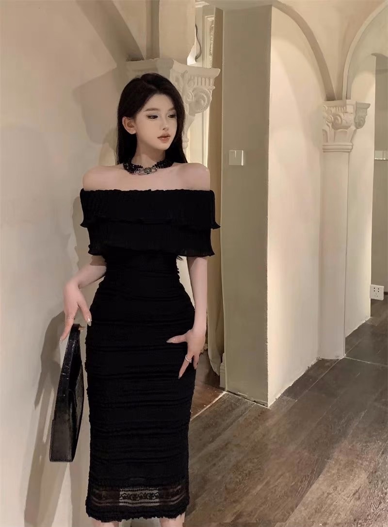 ĐẦM MIDI REN ĐI TIỆC SUÔNG ÔM BODY TRỄ VAI BÈOTRƠN ĐEN / TRẮNG DẠO PHỐ ĐI CHƠI