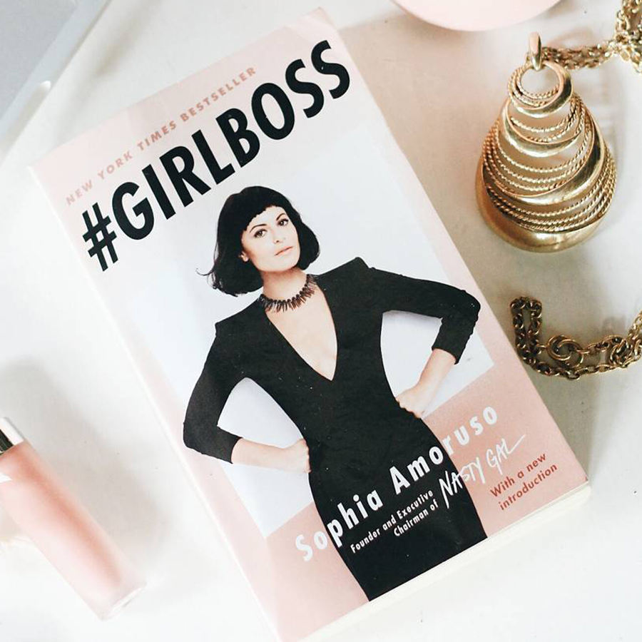 #GIRLBOSS (Written by Sophia Amoruso, Founder and Executive Chairman of Nasty Gal) (With A New Introduction)