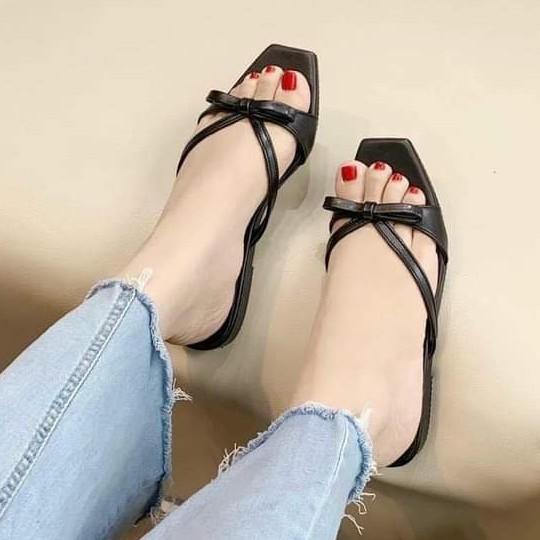 Dép nữ đế bệt thời trang mũi vuông cao 1cm màu đen big size 40 41 42 43 44