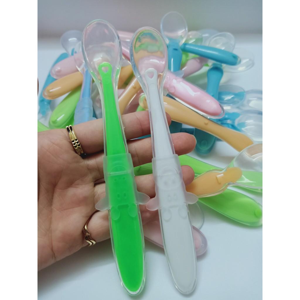 Thìa mềm silicone cho bé ăn dặm