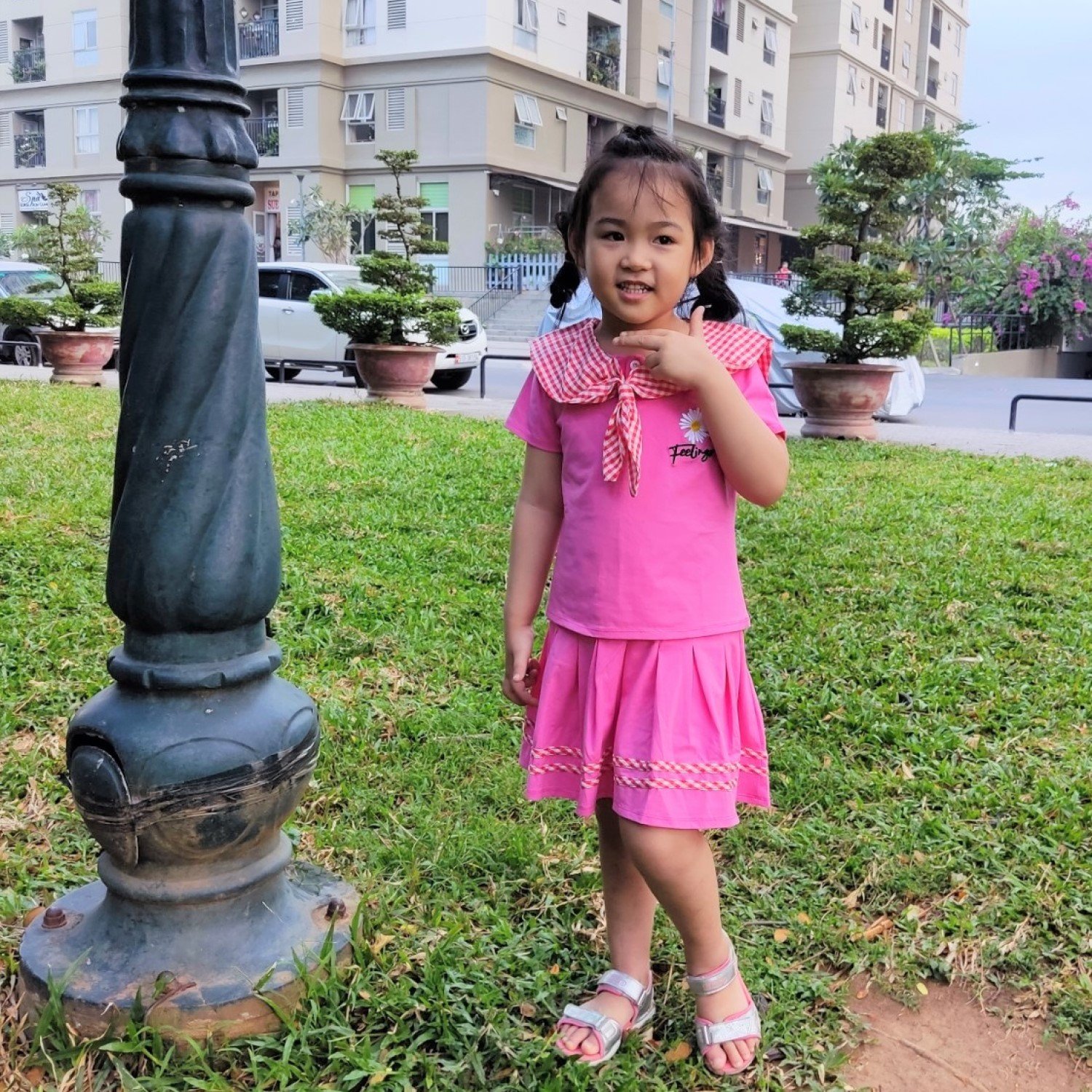 G00000415 Set áo và chân váy thủy thủ hồng cho bé gái, chất vải cotton 100%