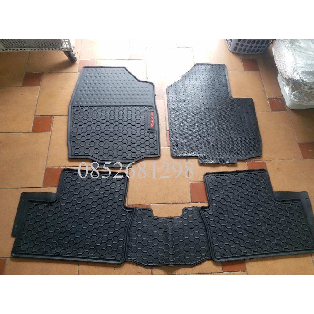 Bộ Thảm Lót sàn Caosu vân Tổ ong Cho Xe Toyota Raize 2021,2022,2023