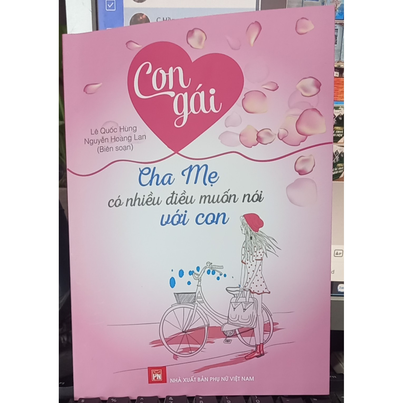 NDB - Con gái cha mẹ có nhiều điều muốn nói với con