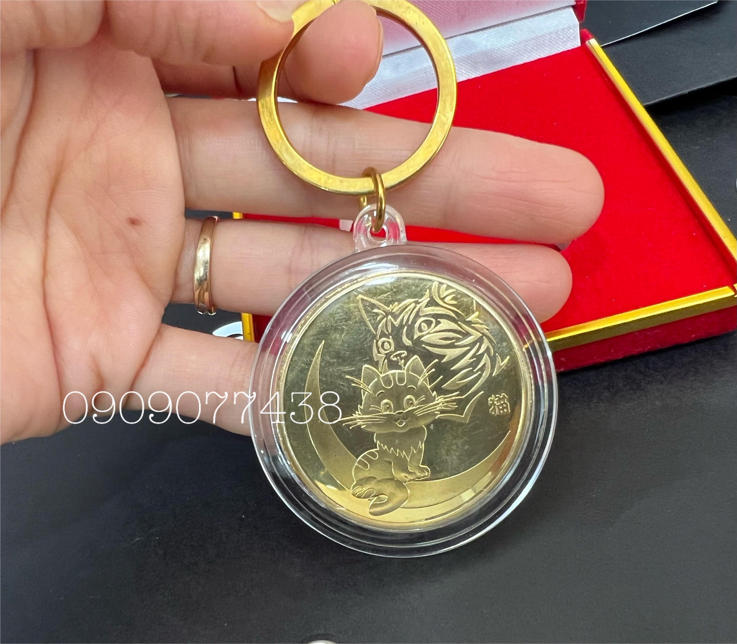 Móc Khóa Đồng Xu Hình Con Mèo cho người tuổi Mão