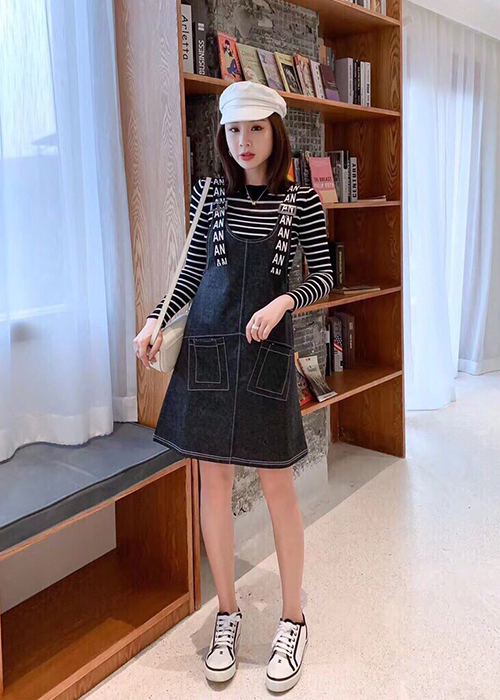 Đầm Yếm Jean Nữ 2 Dây In Chữ Thời Trang