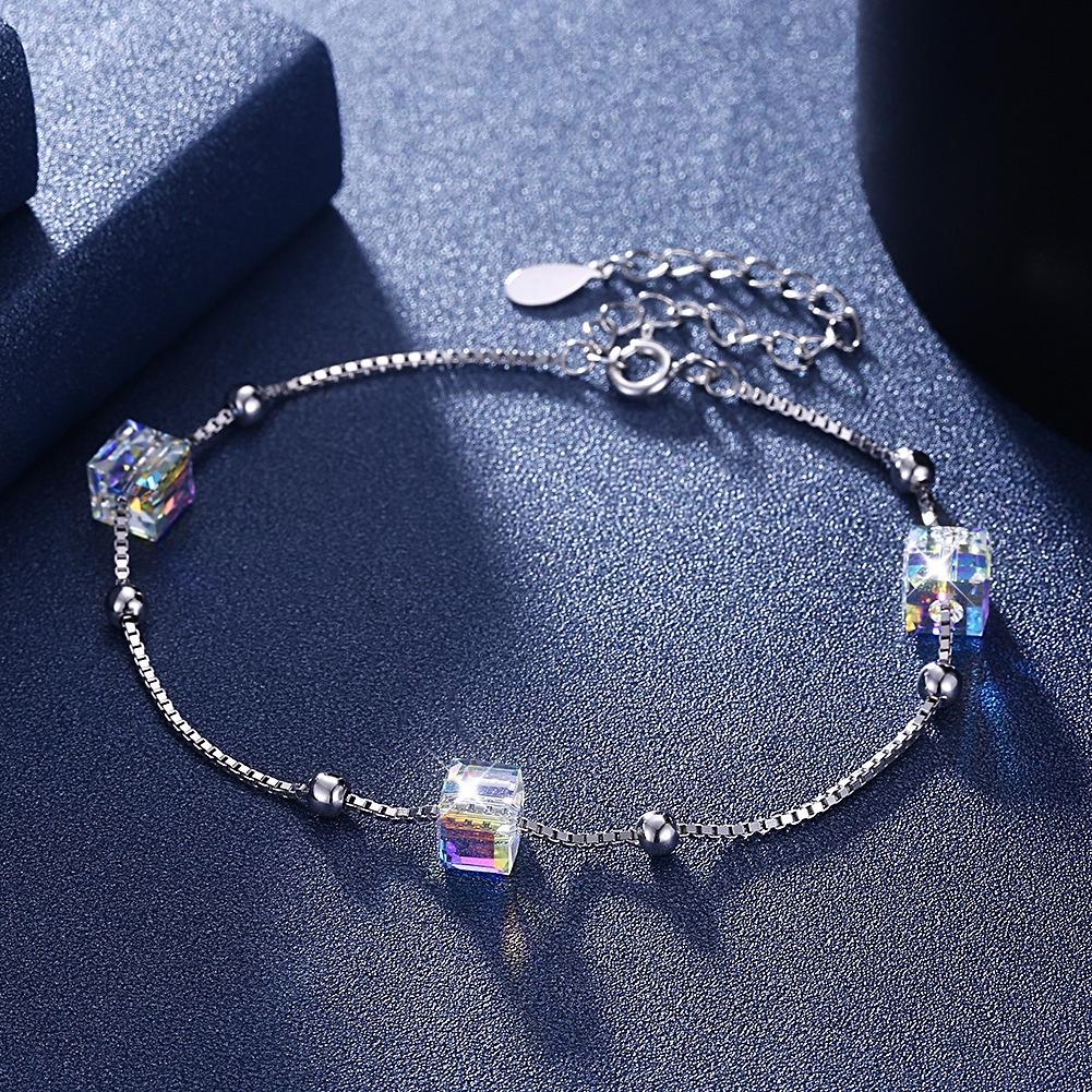 Vòng tay nữ ATJ9901, thiết kế hạt ngọc vuông nhân tạo đổi màu, lắc tay Anta Jewelry