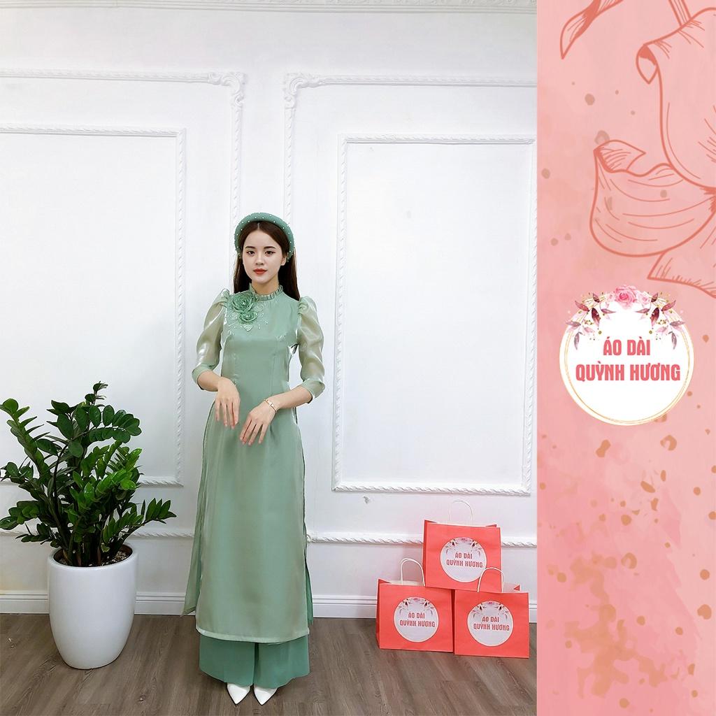 Áo dài voan tơ tay bồng lỡ cổ xếp đính hoa 3D màu xanh mint