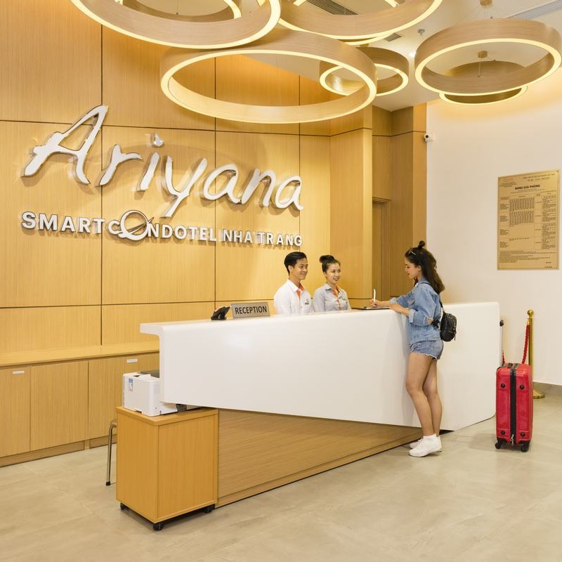 Ariyana SmartCondotel 5* Nha Trang - Buffet Sáng, Hồ Bơi, Gần Biển, Khách Sạn Ngay Trung Tâm