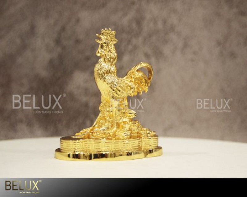 Tượng linh vật gà phong thủy mạ vàng cao 11cm