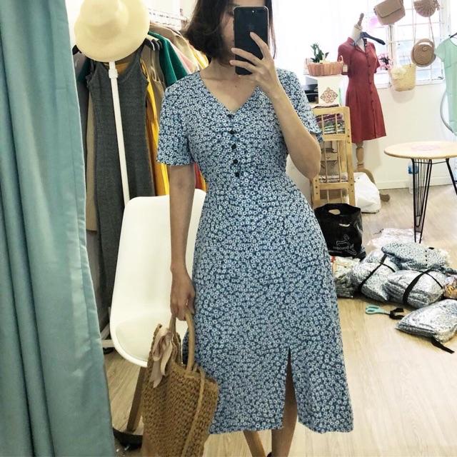 Đầm xoè cổ tim cúc trước xẻ trước hoạ tiết hoa nhí thiết kếvideo ảnh thật