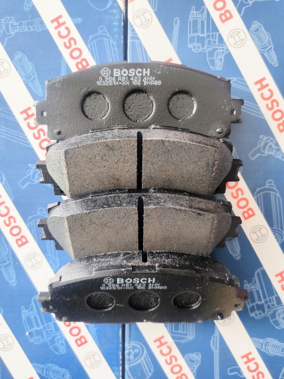 Bố Thắng Trước Toyota Vios Limo 2008-2013 - Bosch BP 1423