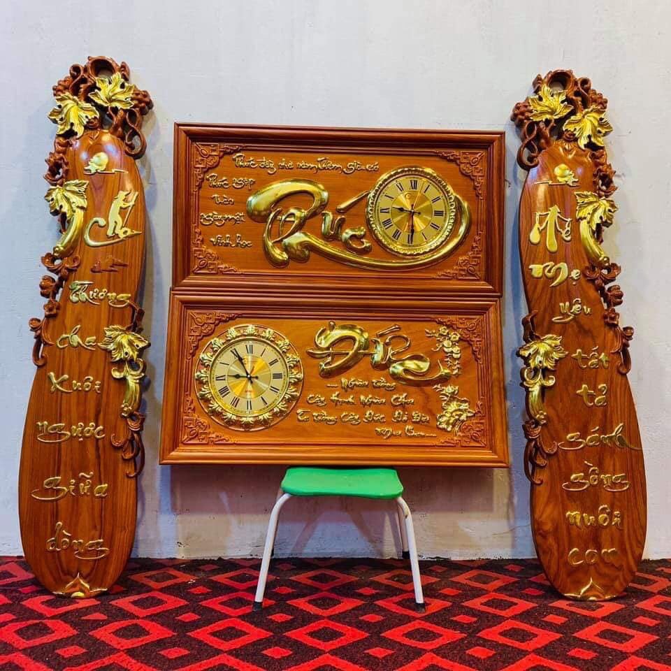 Cặp câu đối cha mẹ + tranh đồng hồ treo tường ,chữ tâm ,đức ,phúc ...bằng gỗ hương đỏ