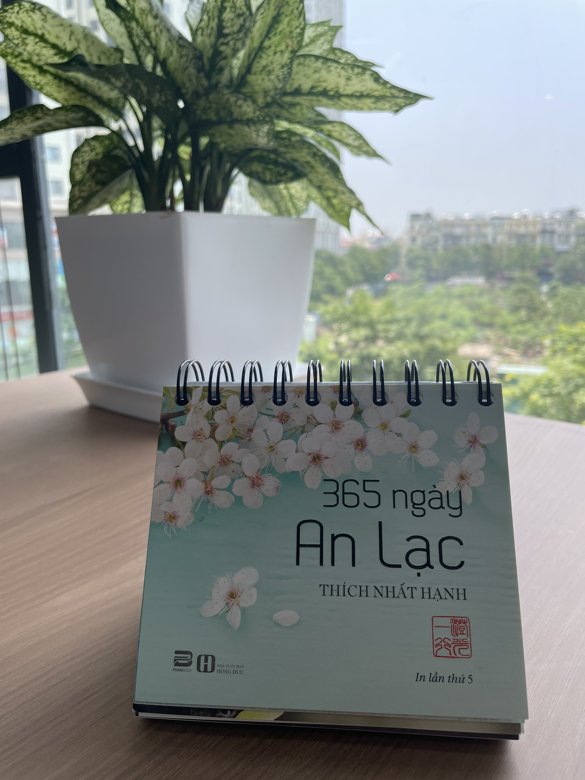 365 NGÀY AN LẠC - THIỀN SƯ THÍCH NHẤT HẠNH