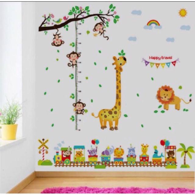 Decal dán tường vườn khỉ đu dây