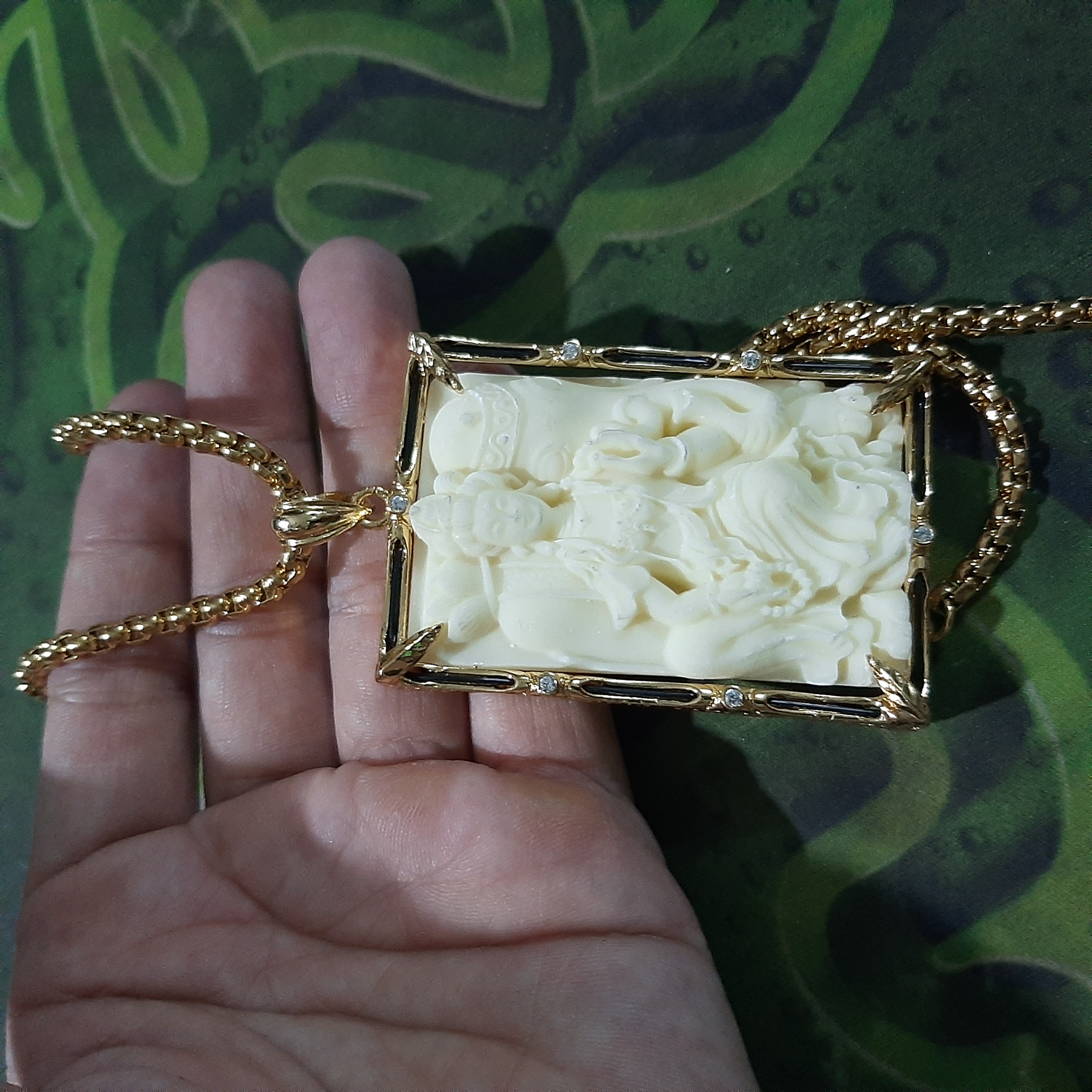 Dây chuyền nam mạ vàng, mặt phật thich ca giả ngà cao cấp, dây titan mạ vàng 18k siêu đẹp, bền màu, rộng 3-4mm, dài 50cm