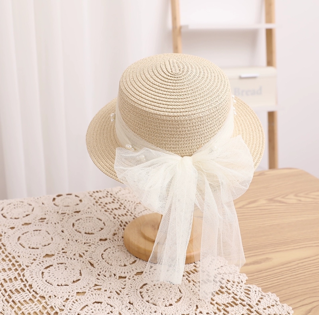 Mũ nón đi biển vành nhỏ chóp bằng phối đai trắng ngọc trai nhân tạo chất liệu cói chống nắng thoáng mát thời trang Hàn Quốc Dona240607