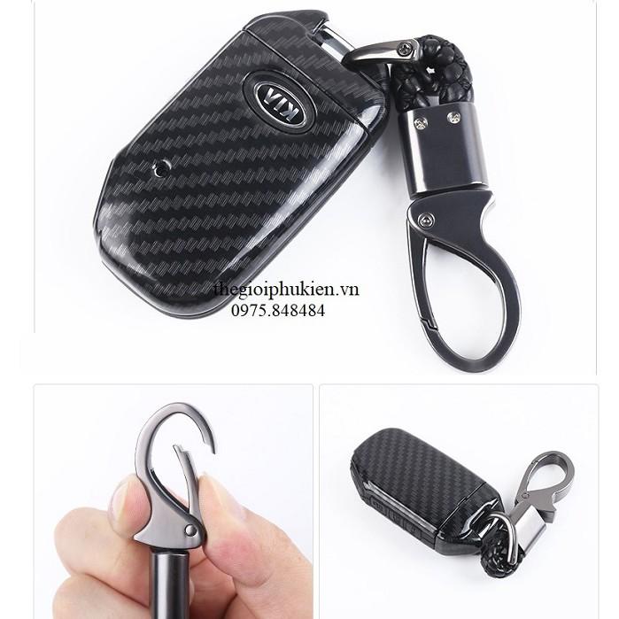 Ốp chìa khóa carbon bọc, bảo vệ chìa khóa xe Kia Cerato 2019 kèm móc đeo INOX