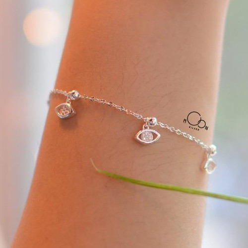 Lắc tay con mắt
