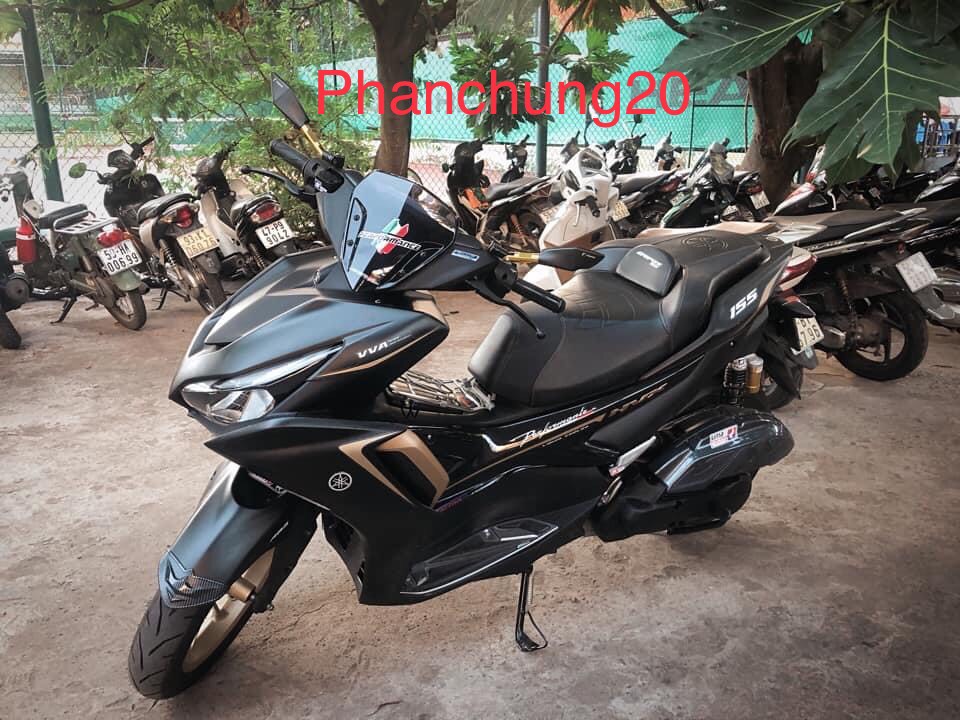 THẢM ĐỂ CHÂN DÙNG CHO ĐỜI XE NVX 2021 2022 2023 INOX