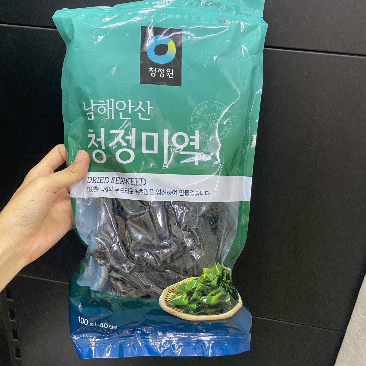 Rong Biển Khô Nấu Canh Daesang Hàn Quốc Gói 100G / 대상) 청정미역 100G