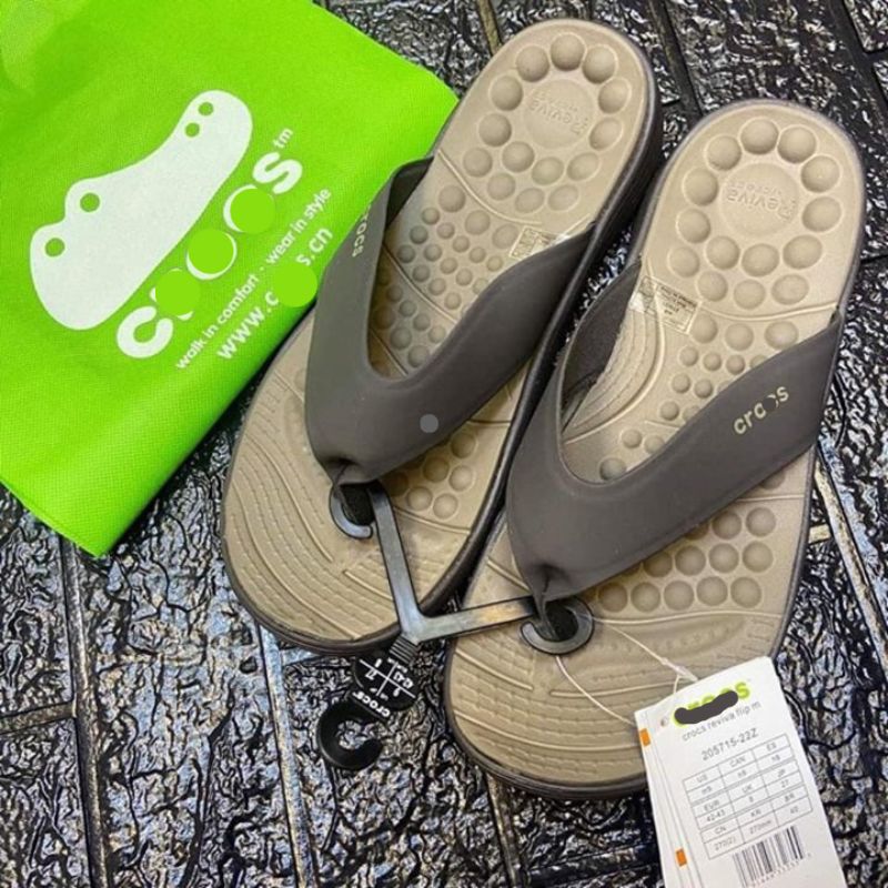 Dép xỏ ngón Cross riviva màu nâu dành cho nam