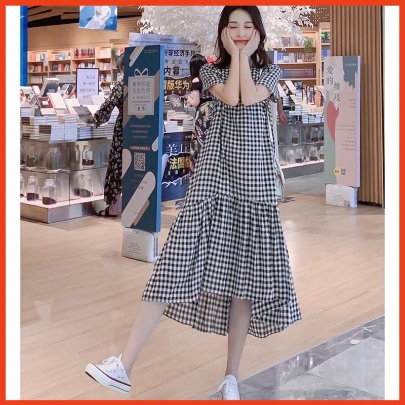 Đầm Caro Trắng Đen Đuôi Cá