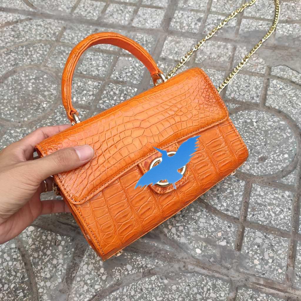 Túi nữ đi tiệc đi chơi bao sang. Da bụng cá sấu vàng bò!