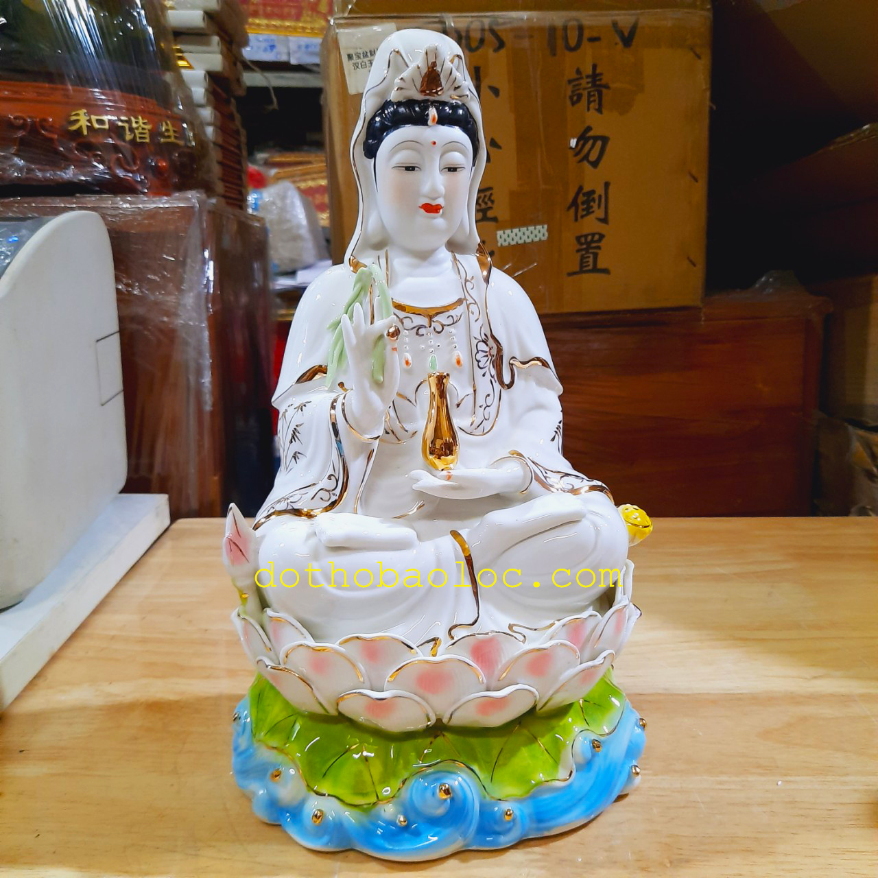 Tượng Quan Âm men sứ cao cấp Cao 30cm