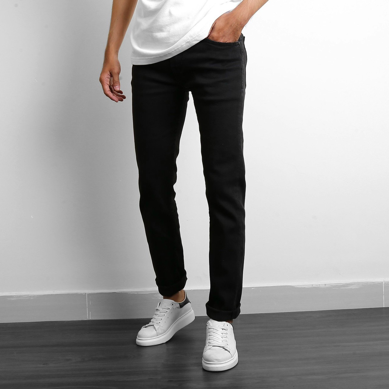 Quần jean đen trơn form slimfit - Quần jeans nam cao cấp vải dày dặn | LASTORE MENSWEAR