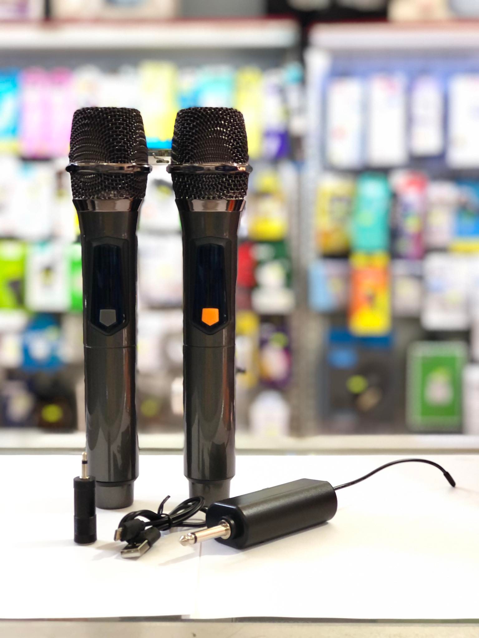 BỘ 2 MICRO KARAOKE KHÔNG DÂY SUNRISE A-1.2 XÀI PIN SẠC,CHỐNG HÚ TỐT, CỰC HÚT TIẾNG CA, ÂM THANH HAY - HÀNG CHÍNH HÃNG