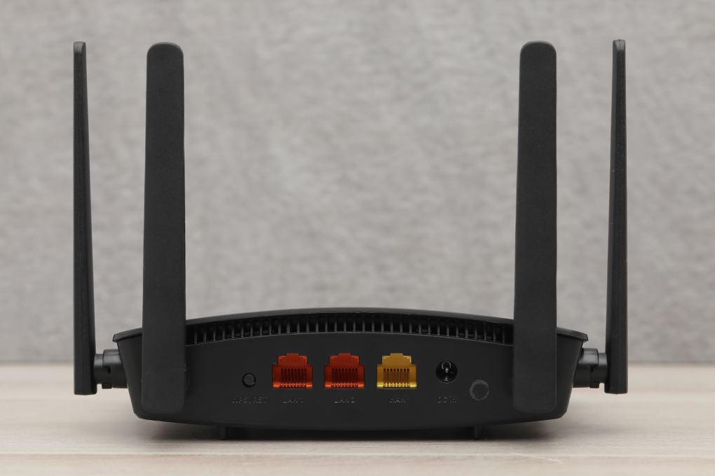 Router Wifi chuẩn AC1200 Totolink A710R Đen - Hàng chính hãng