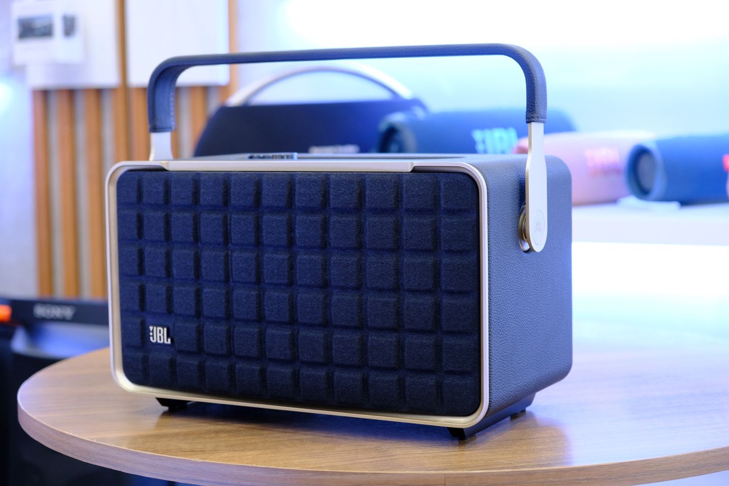 Loa Bluetooth JBL Authentics 300 - Hàng Chính Hãng PGI