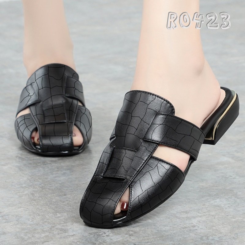 Dép nữ cao gót sandal quai ngang 2 phân hàng hiệu rosata hai màu đen trắng ro423