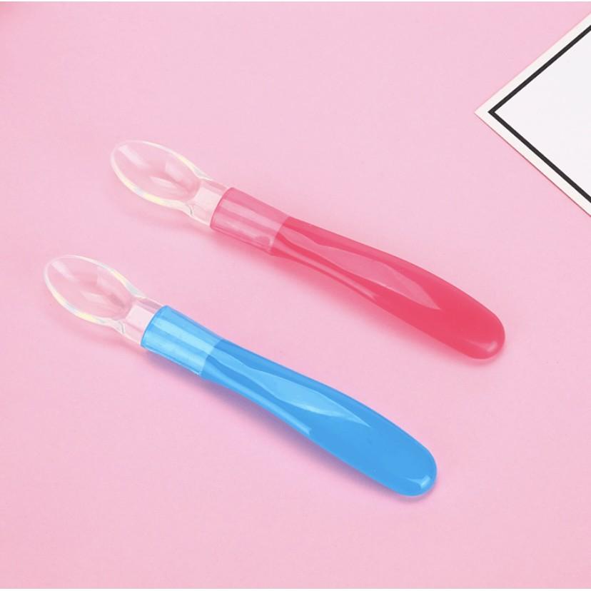 Thìa silicon ăn dặm cho bé siêu mềm mại