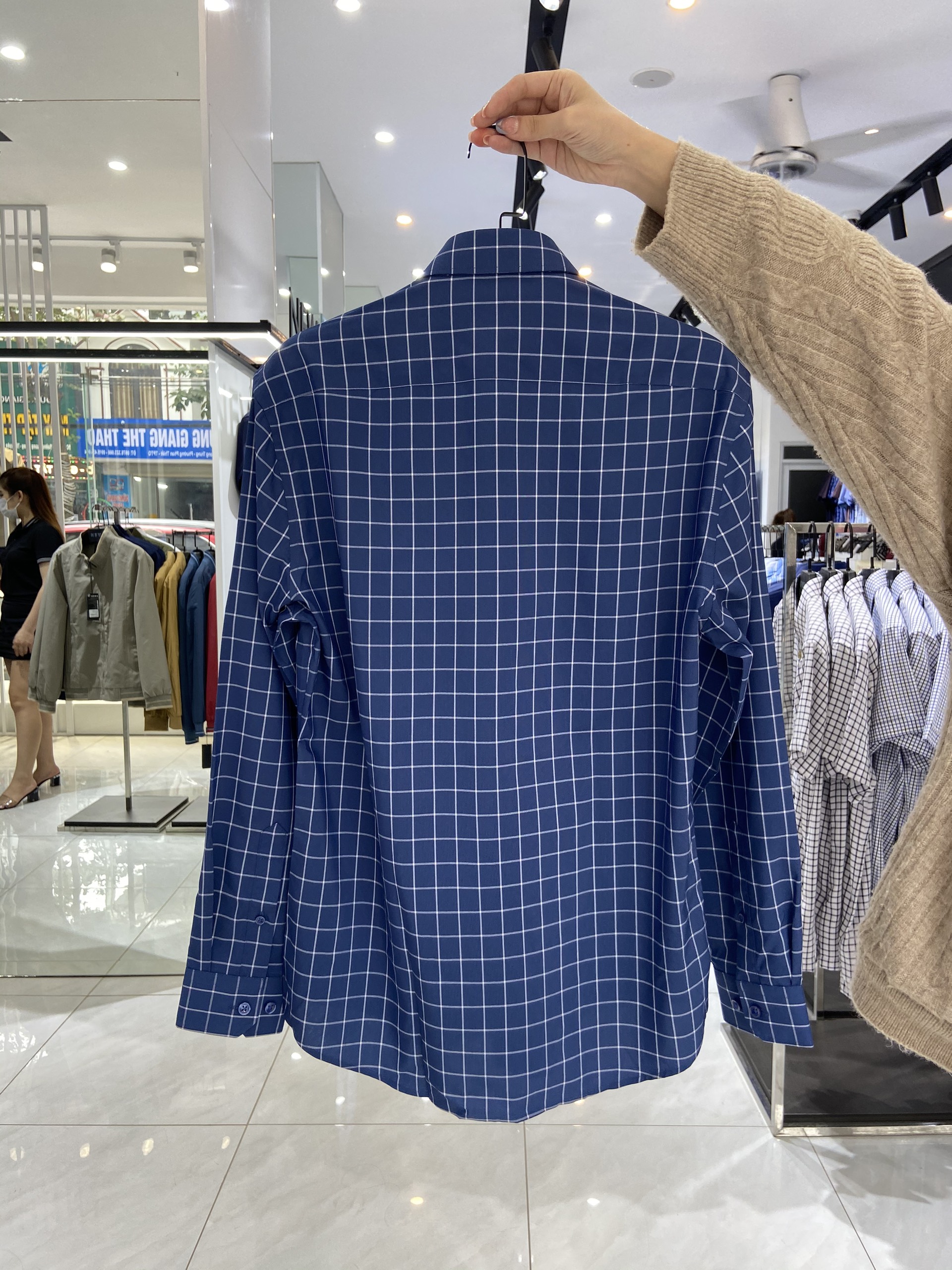 OWEN - Áo sơ mi nam dài tay dáng REGULAR sợi Bạch đàn - Mã AR23393D